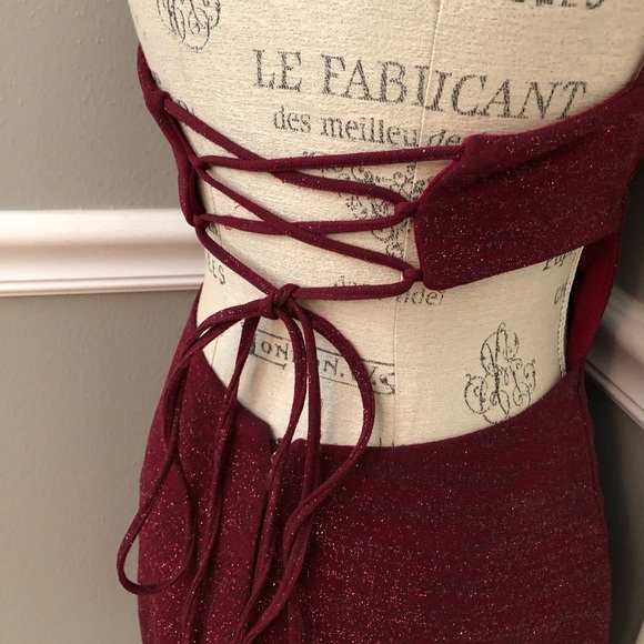 NEW JOVANI SZ 6 BURGUNDY SHIMMER LACE UP FORMAL COCKTAIL DRESS - Picture 11 of 15